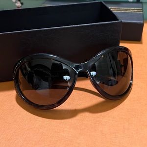 Authenticated YSL vintage sunglasses w/ case box